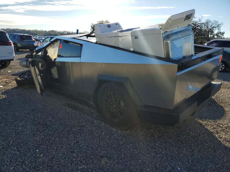 2025 Tesla Cybertruck