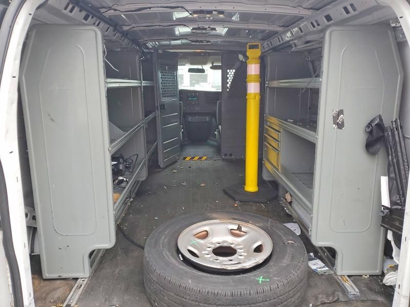 2023 Chevrolet Express G2500 Utility / Service van