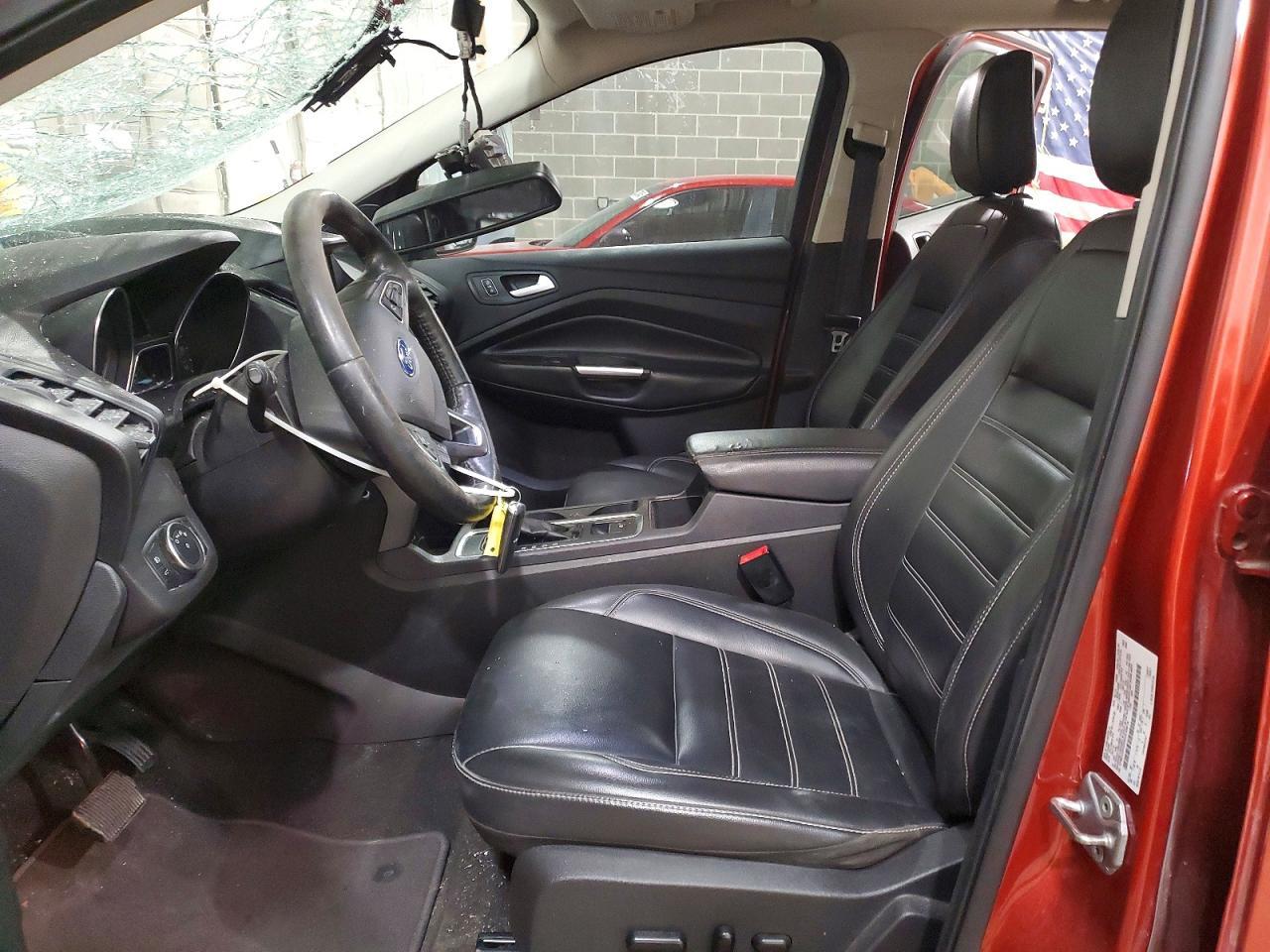 2019 Ford Escape sel