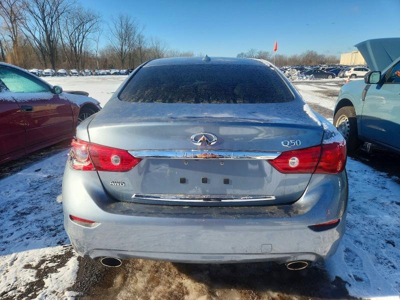 2015 Infiniti Q50 Premium