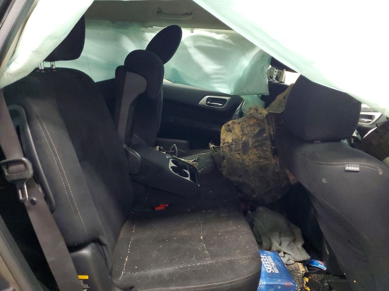 2013 Nissan Pathfinder s