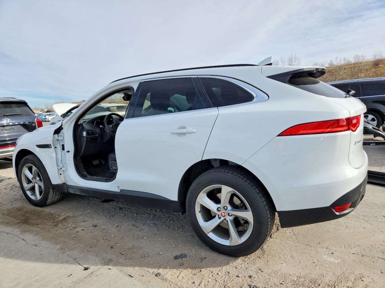 2019 Jaguar F-pace Premium