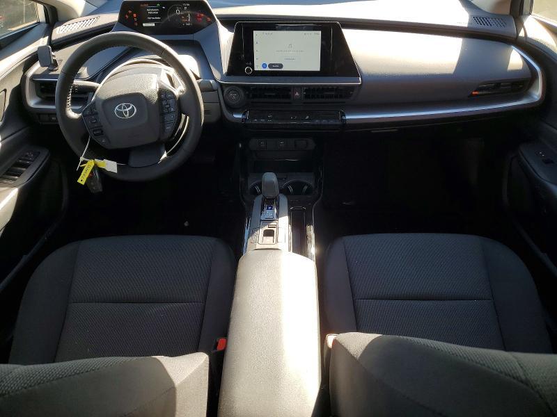 2025 Toyota Prius le