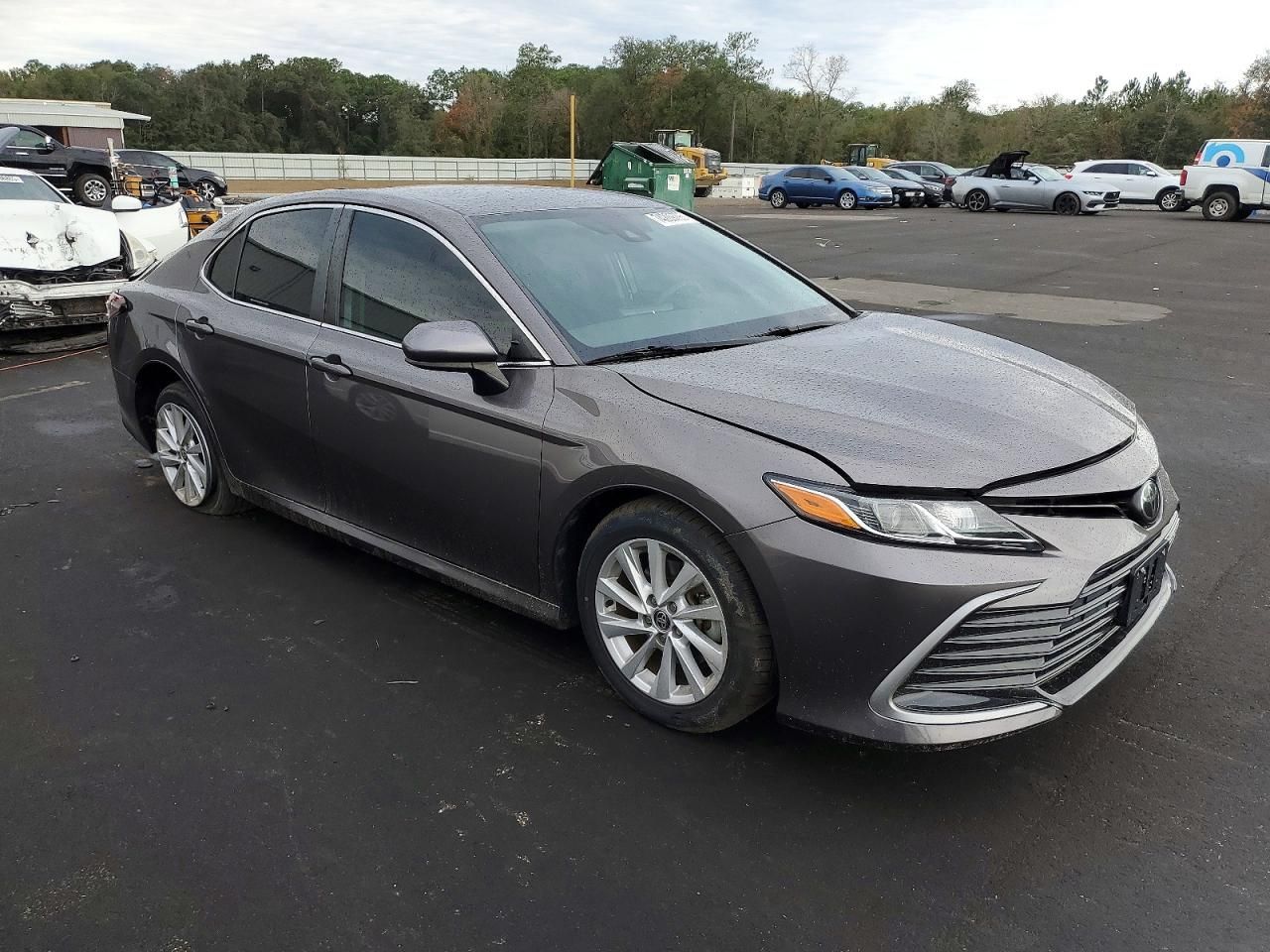 2021 Toyota Camry le
