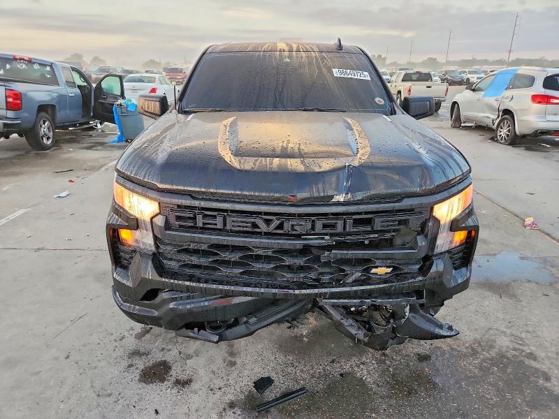 2025 Chevrolet Silverado C1500 Custom