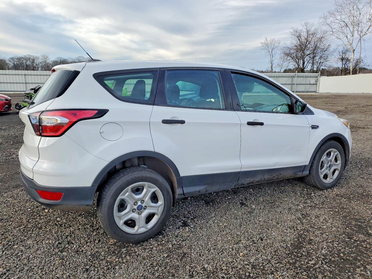 2017 Ford Escape s