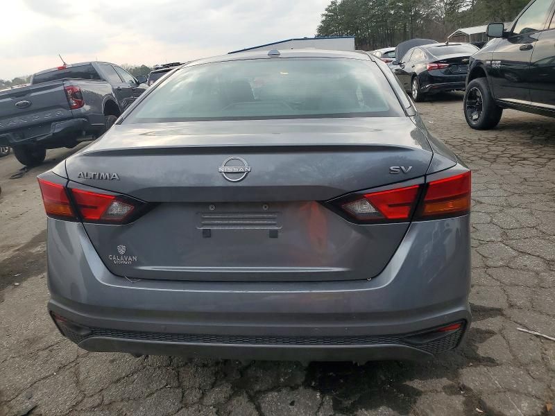 2024 Nissan Altima sv