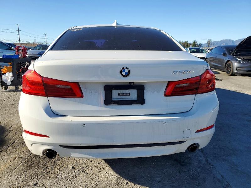 2019 BMW 530 i