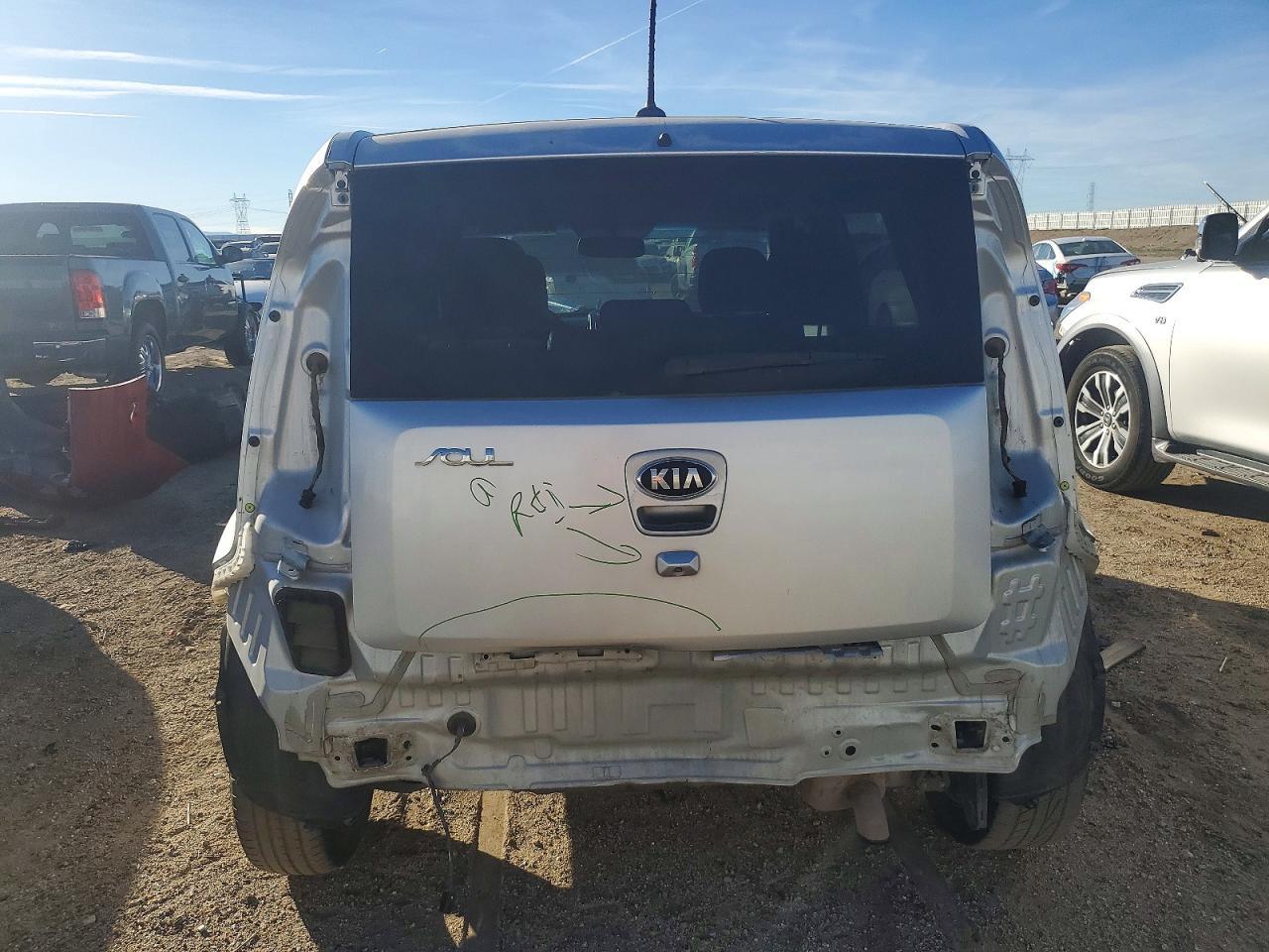 2013 KIA Soul +