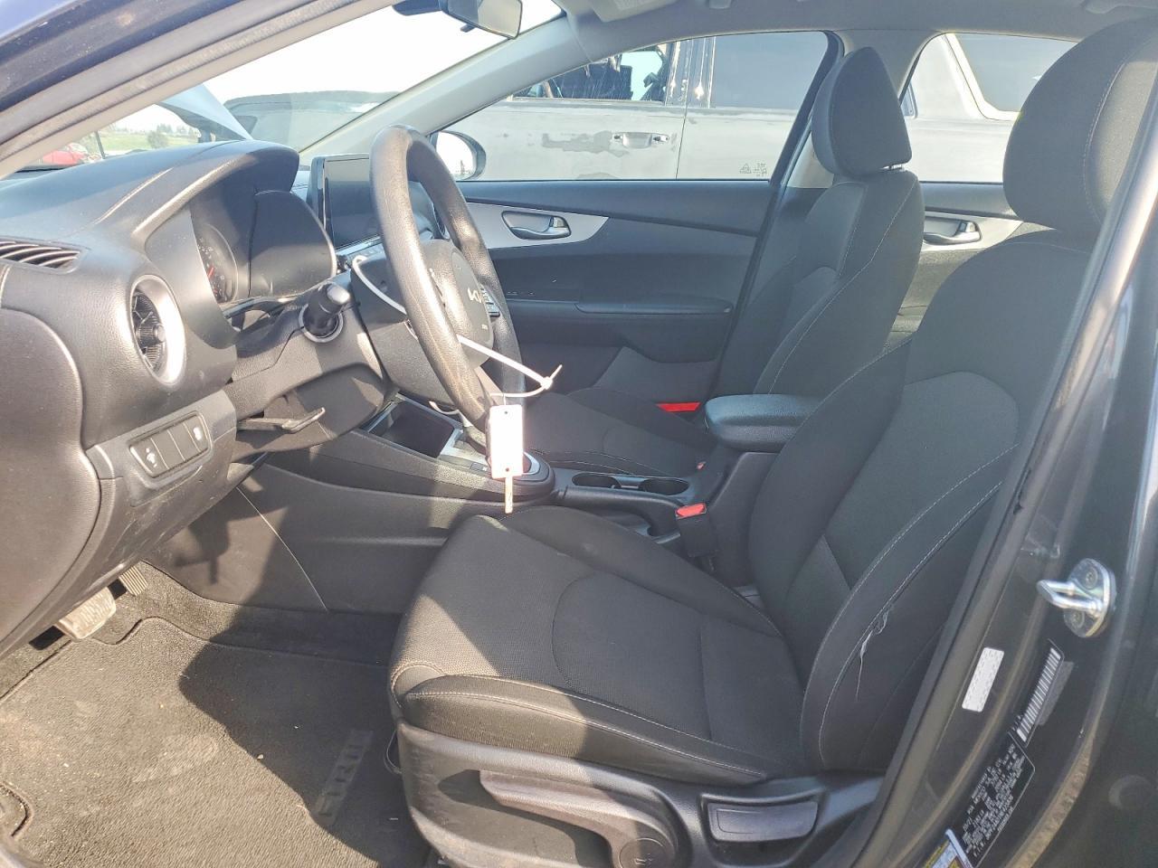 2022 KIA Forte fe