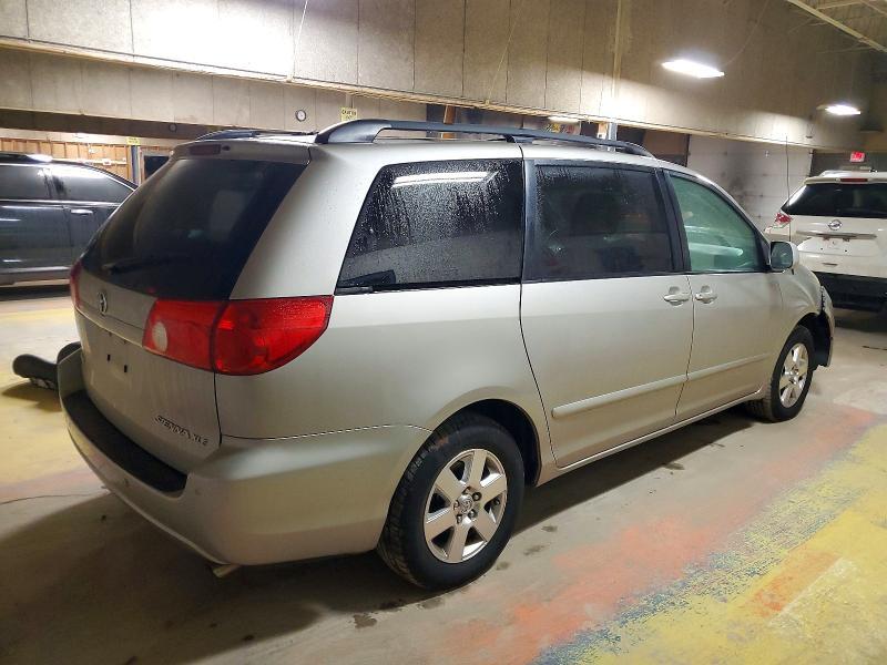 2009 Toyota Sienna xle