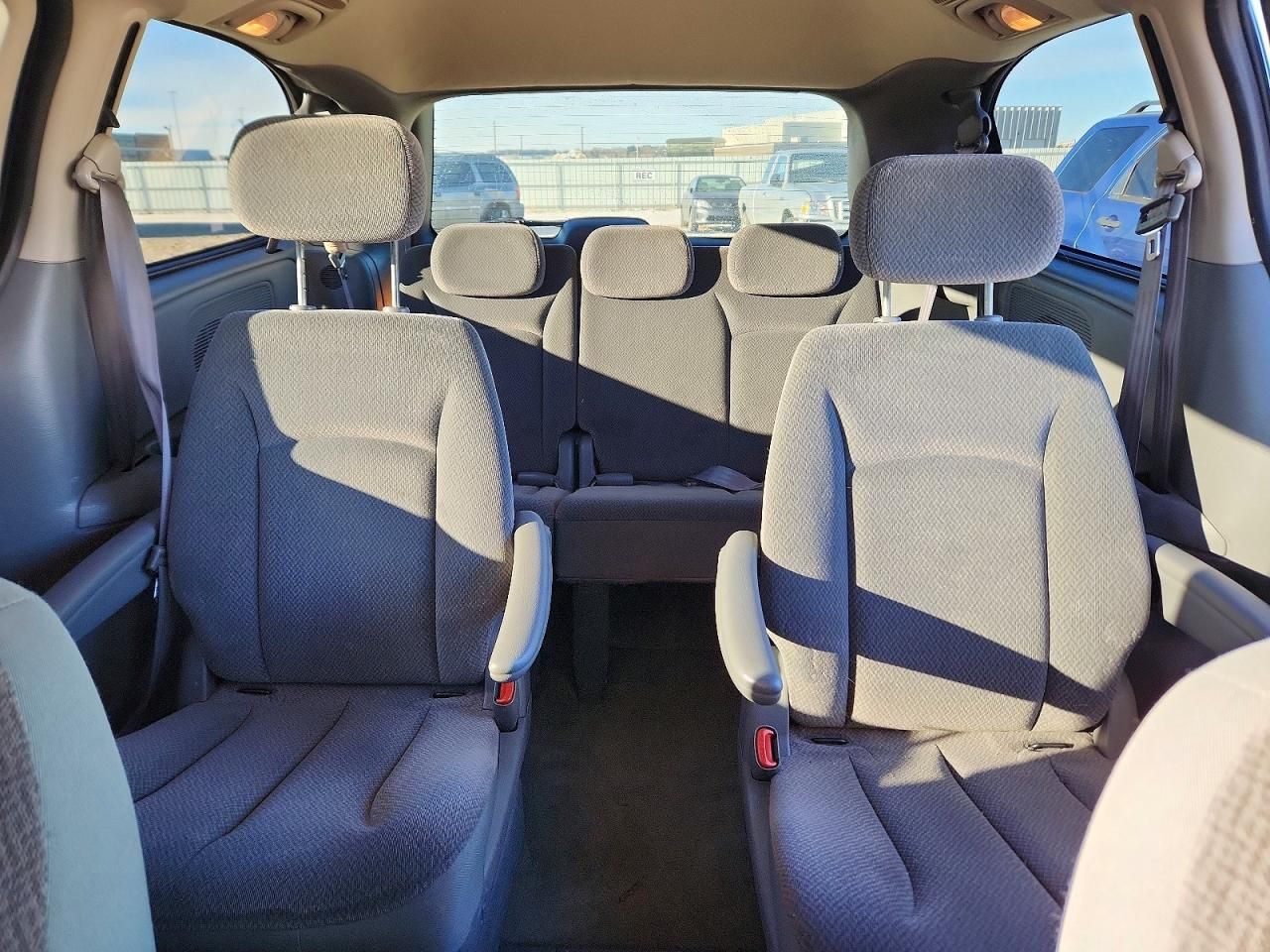 2005 Chrysler Town & Country Touring