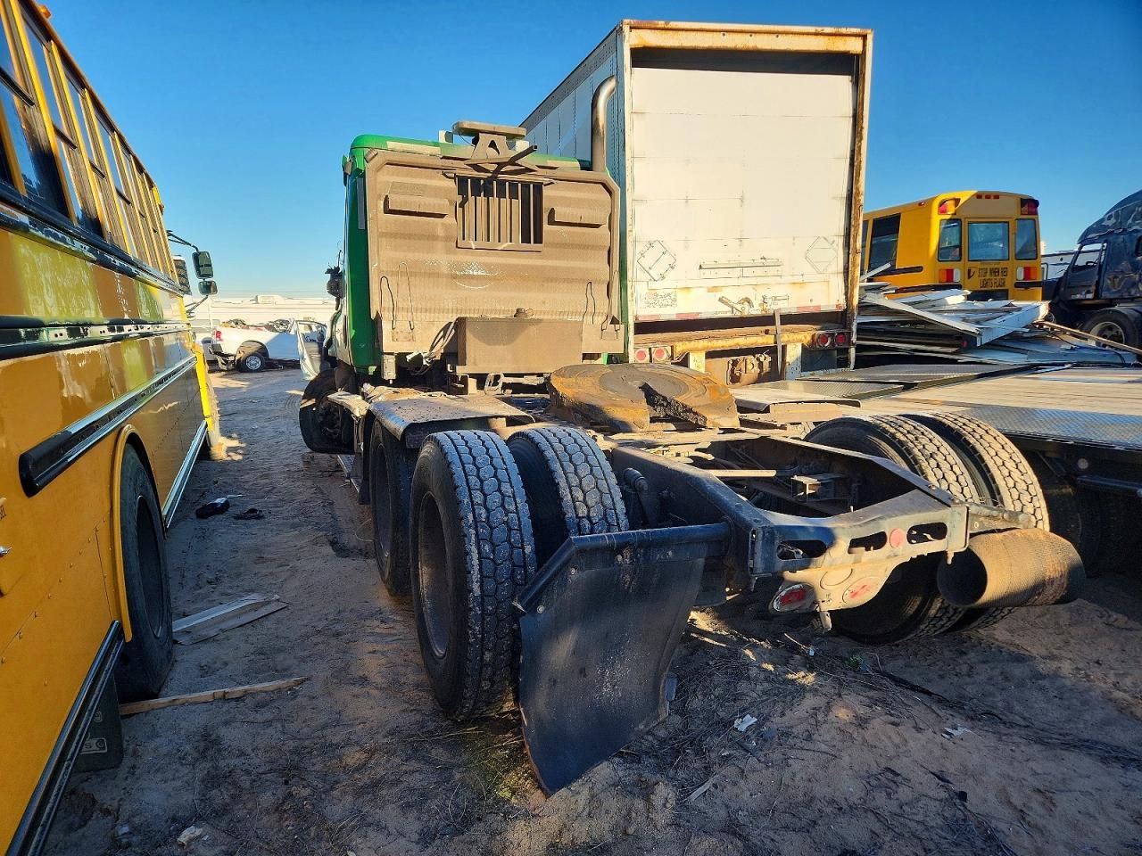 2016 Freightliner Cascadia 125 Semi Truck