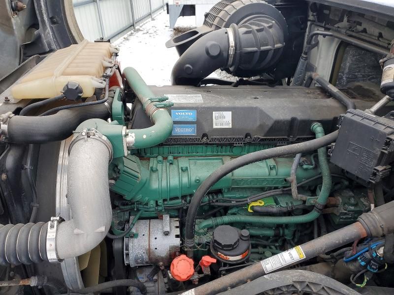 2015 Volvo Vnl Semi Truck