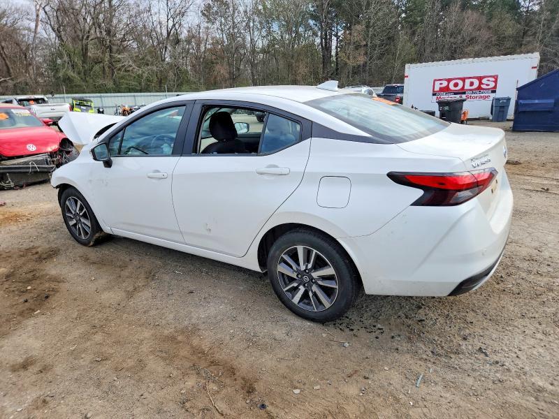 2020 Nissan Versa sv
