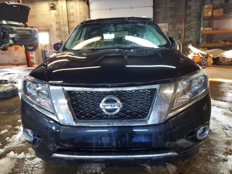 2016 Nissan Pathfinder s