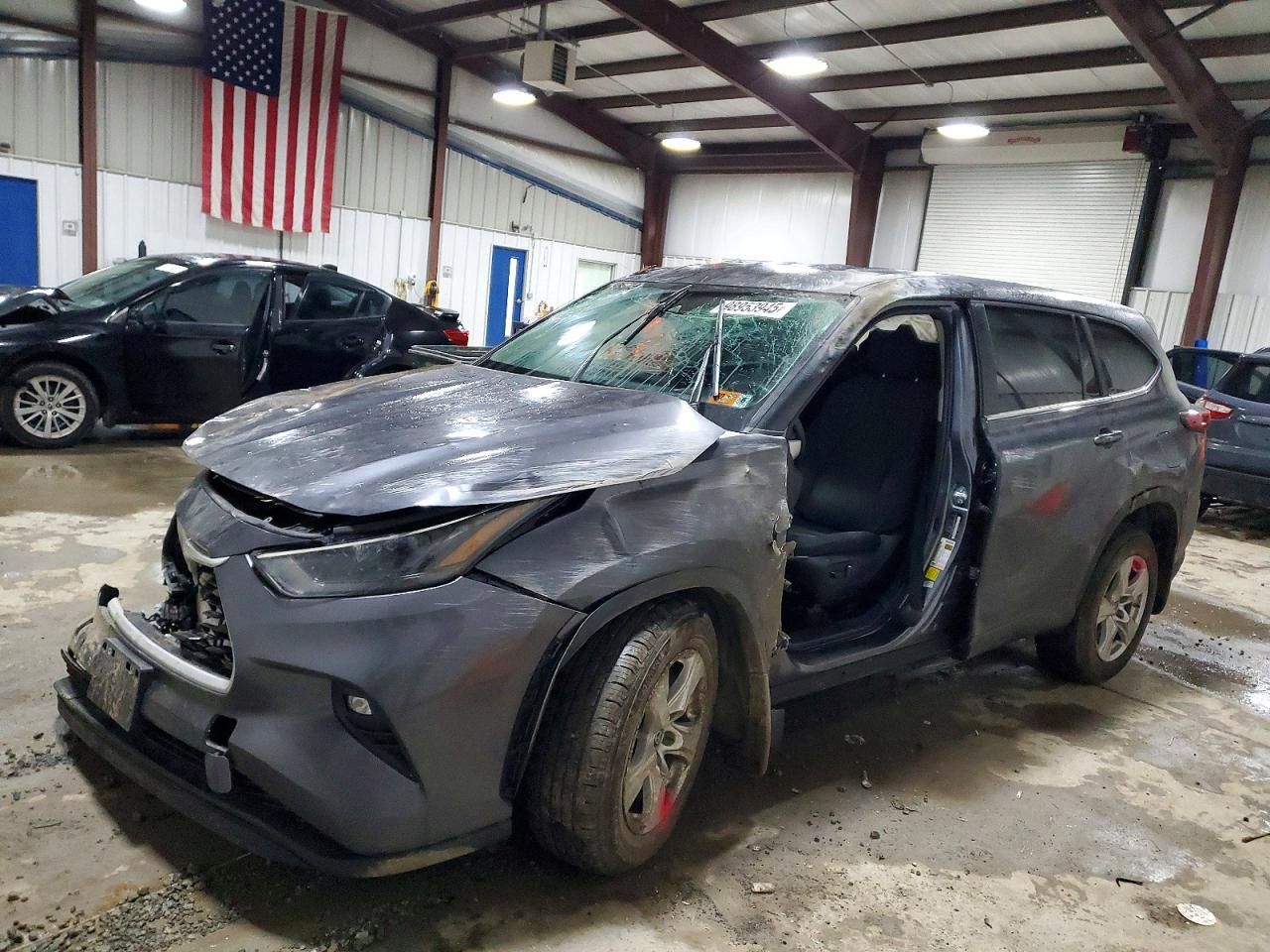 2023 Toyota Highlander l