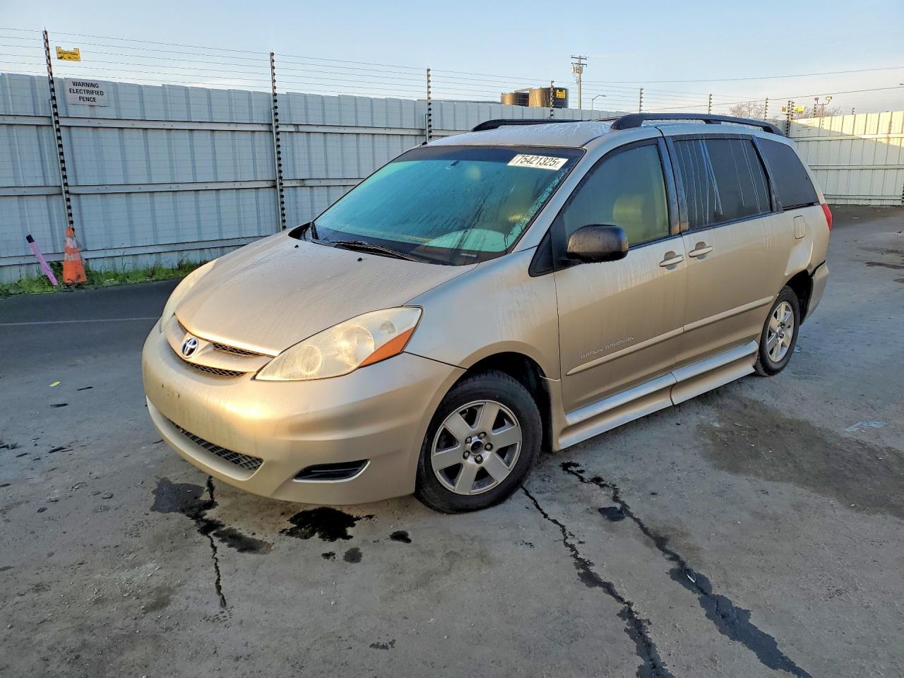 2007 Toyota Sienna ce