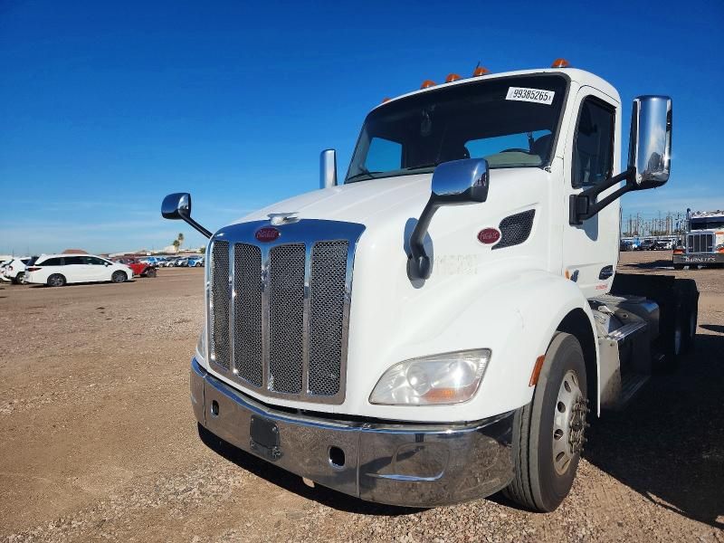 2019 Peterbilt Tractor 2019 Peterbilt 579 Semi Truck
