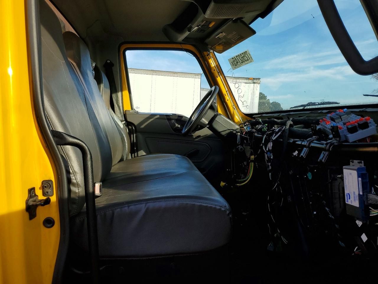 2020 International MV607 BOX Truck