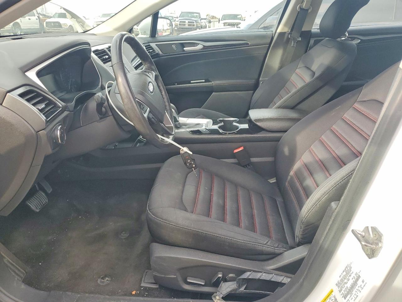 2014 Ford Fusion se