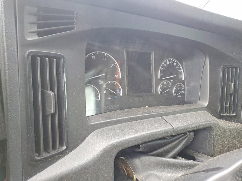 2023 Freightliner Cascadia 126 Semi Truck