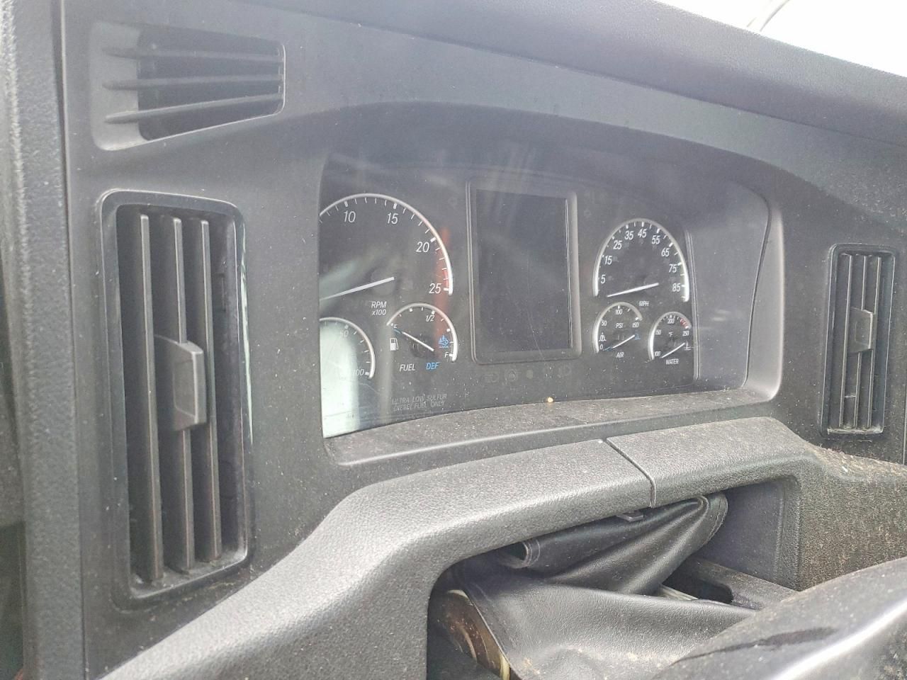 2023 Freightliner Cascadia 126 Semi Truck