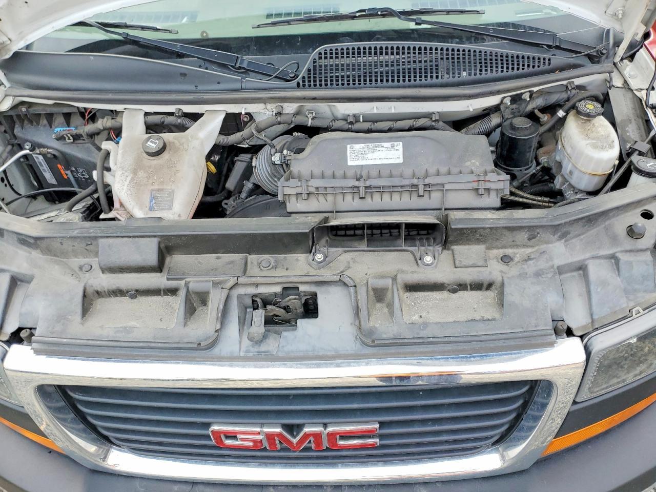 2022 GMC 2000 GMC Savana G3500 Utility / Service Van