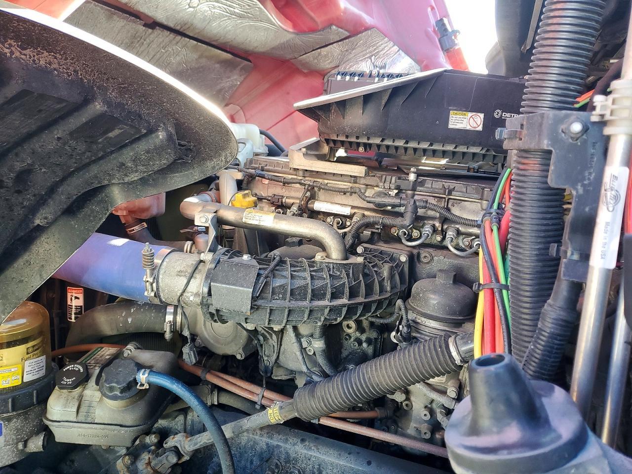 2020 Freightliner Cascadia 126