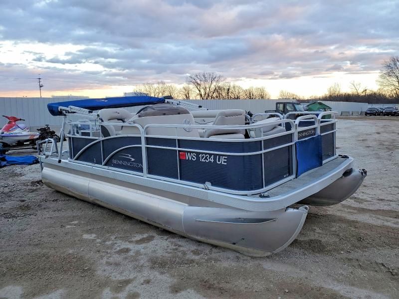 2019 Bennington Pontoon