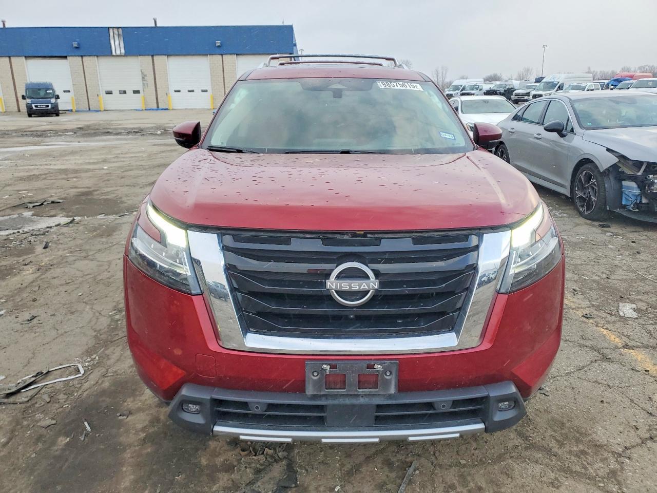 2023 Nissan Pathfinder Platinum