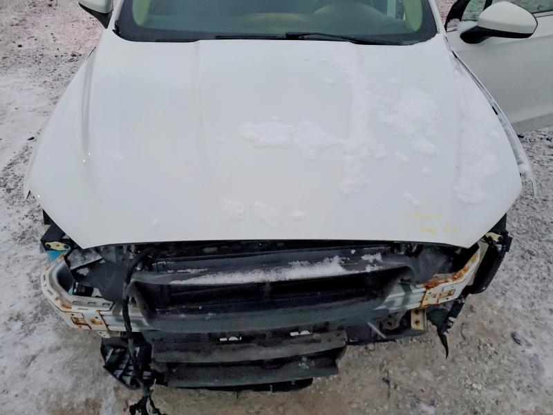 2018 Ford Fusion se Hybrid