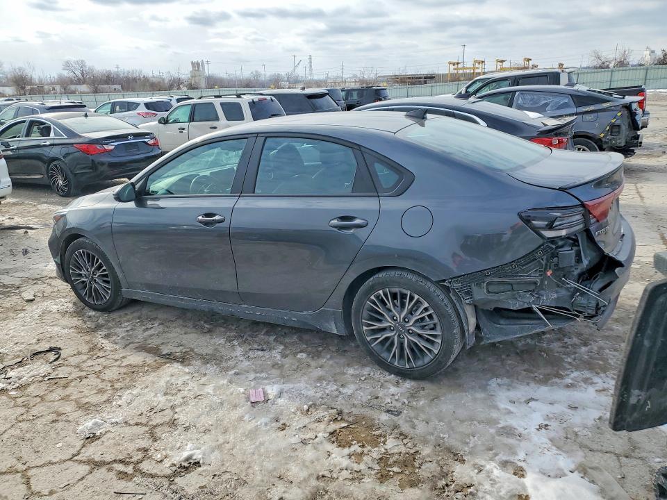 2024 KIA Forte gt Line