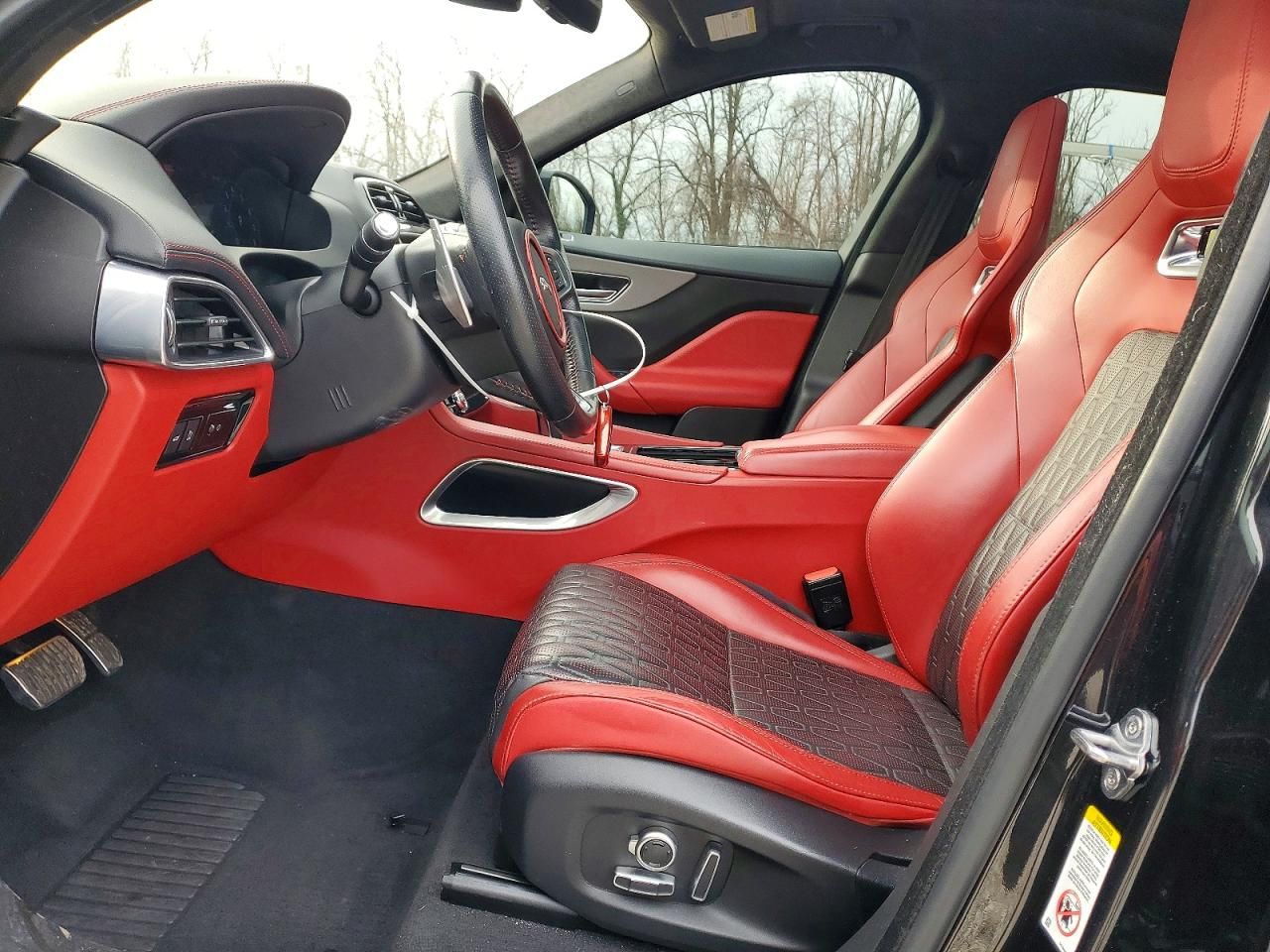 2020 Jaguar F-pace svr