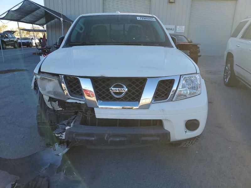 2017 Nissan Frontier s
