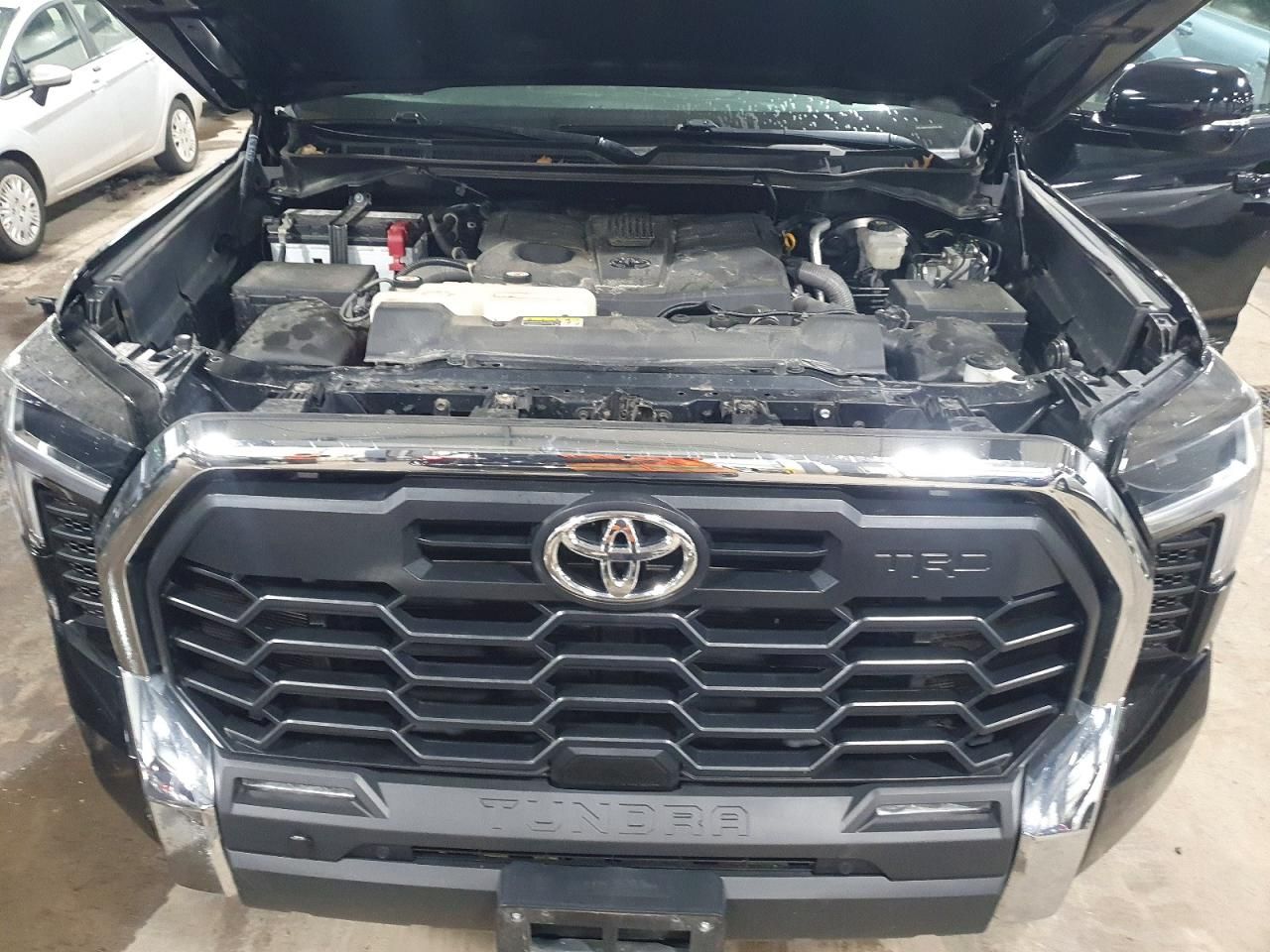 2022 Toyota Tundra Crewmax SR5