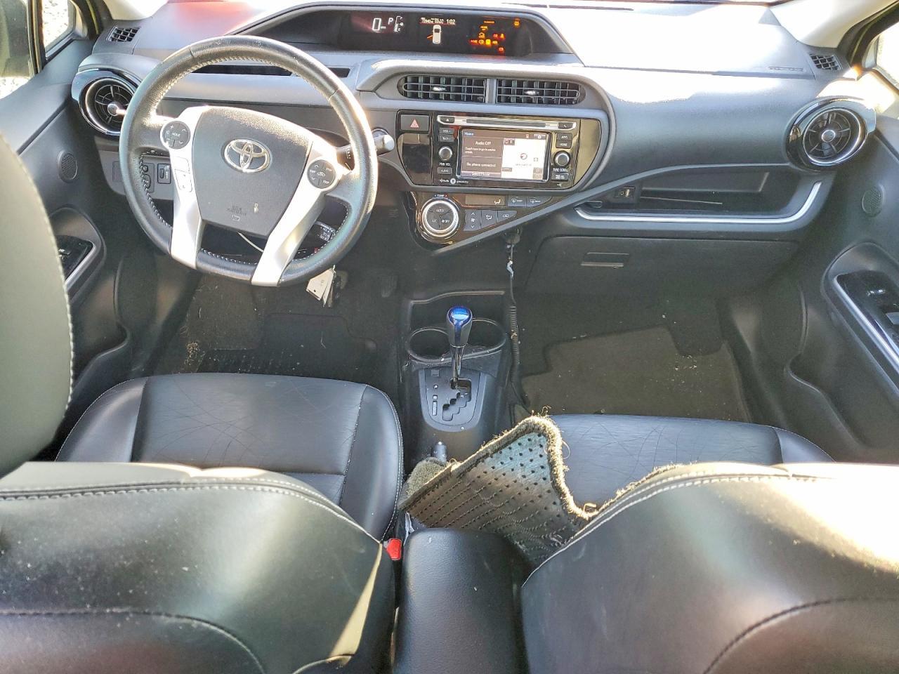 2015 Toyota Prius c