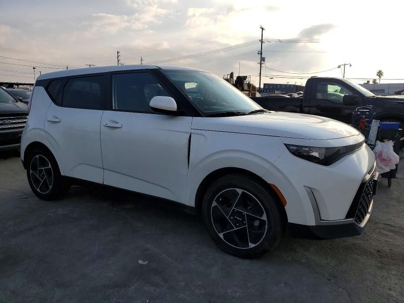 2025 KIA Soul ex