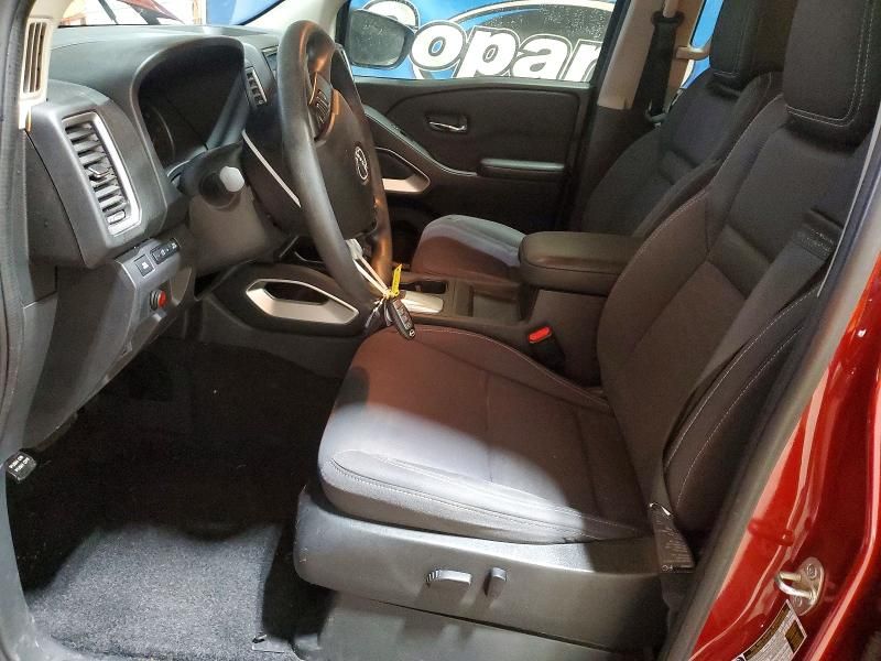 2022 Nissan Frontier s