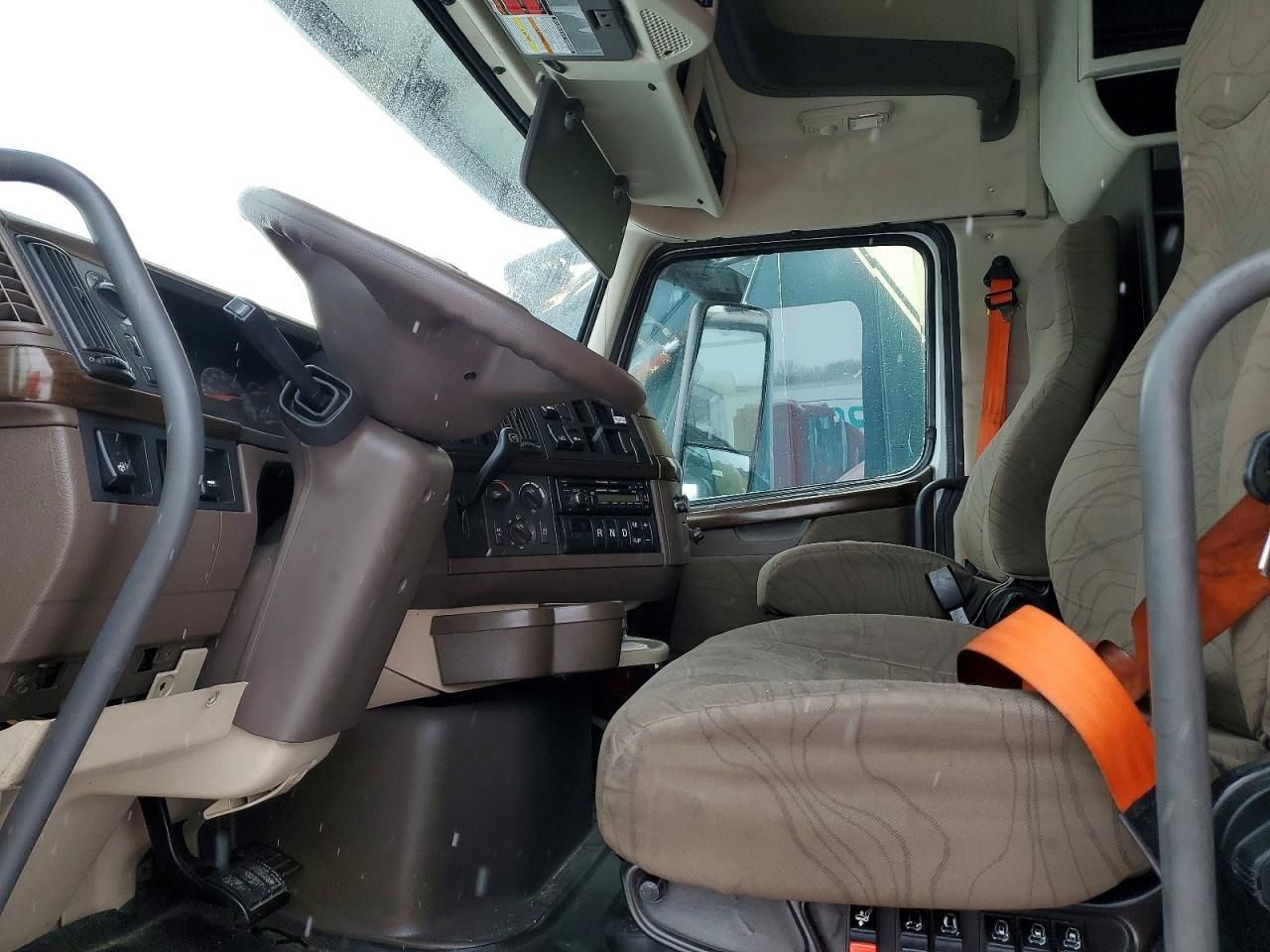 2018 Volvo VNL Semi Truck