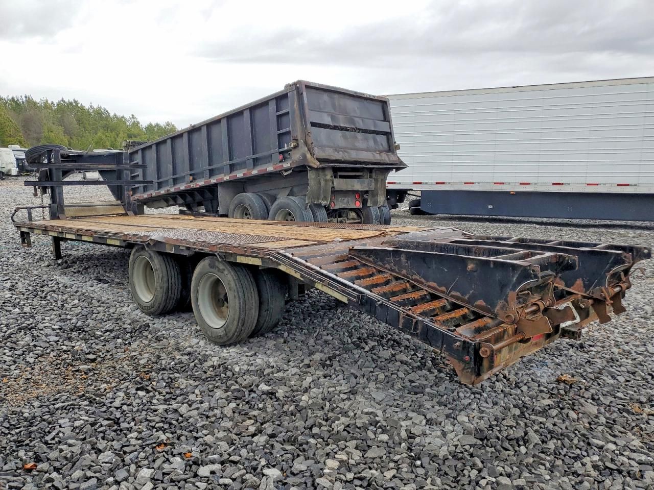 2015 Gooseneck Hitch Trailer