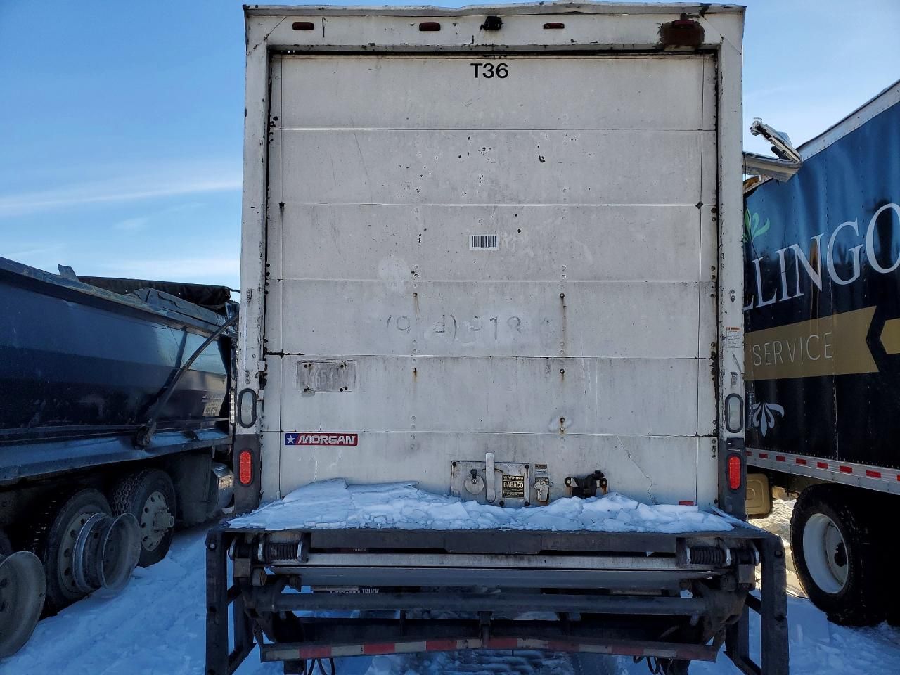 2014 International 4300 BOX Truck