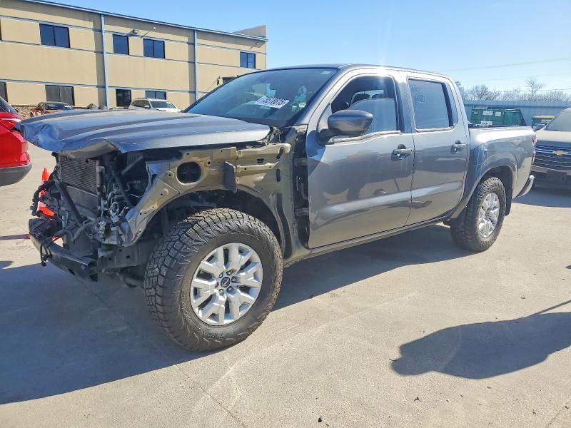 2022 Nissan Frontier s
