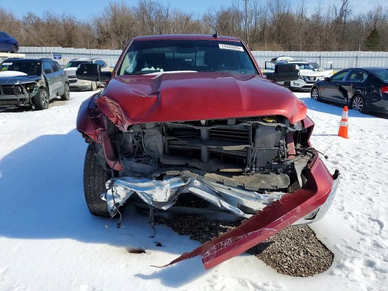 2015 Dodge Ram 1500 slt