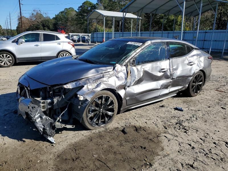 2021 Nissan Maxima sr