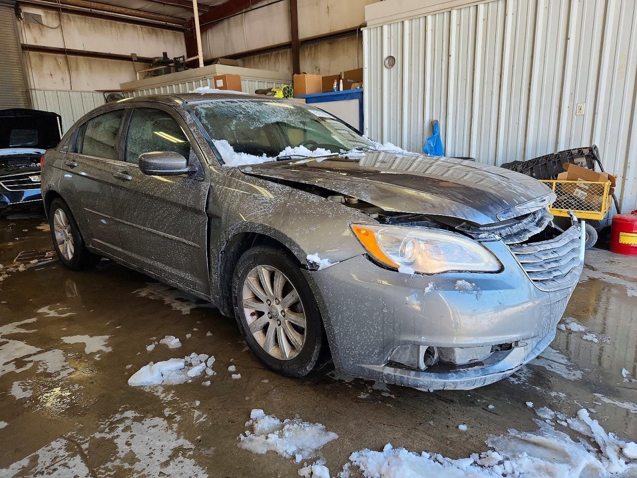 2013 Chrysler 200 Touring