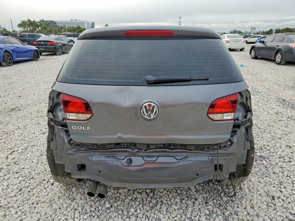 2013 Volkswagen Golf