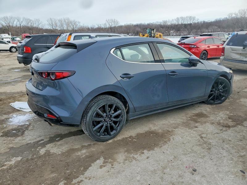 2021 Mazda 3 Premium