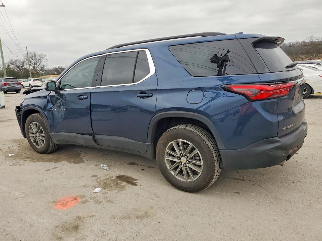 2023 Chevrolet Traverse lt