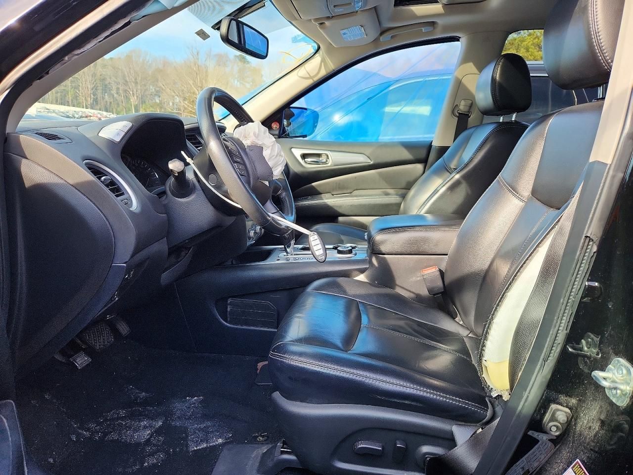 2017 Nissan Pathfinder s